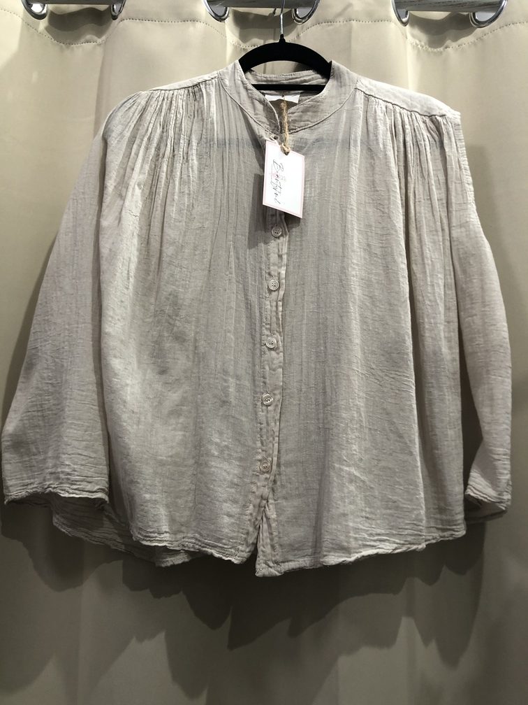 Camisa de algodon de sisa. Talla unica. Precio 18E