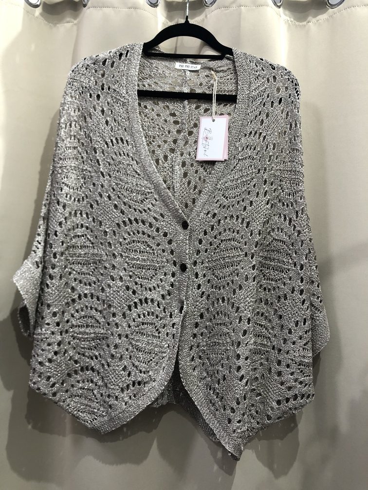 Jersey crochet plata. Talla unica. Precio 25E