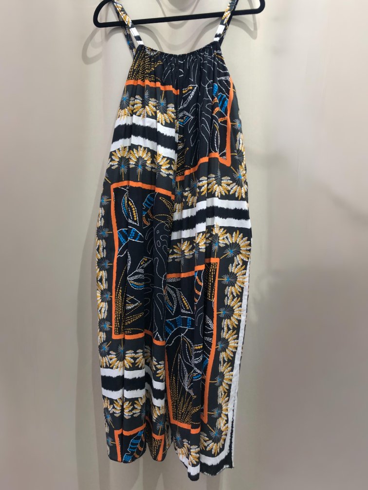 Mono de tirante fino estampado muy comodo. Talla unica. Precio 38E