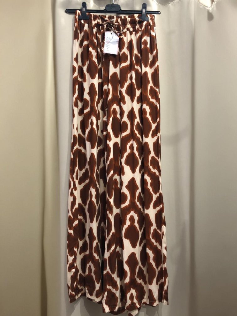 Pantalon estampado. Talla unica. Precio15E