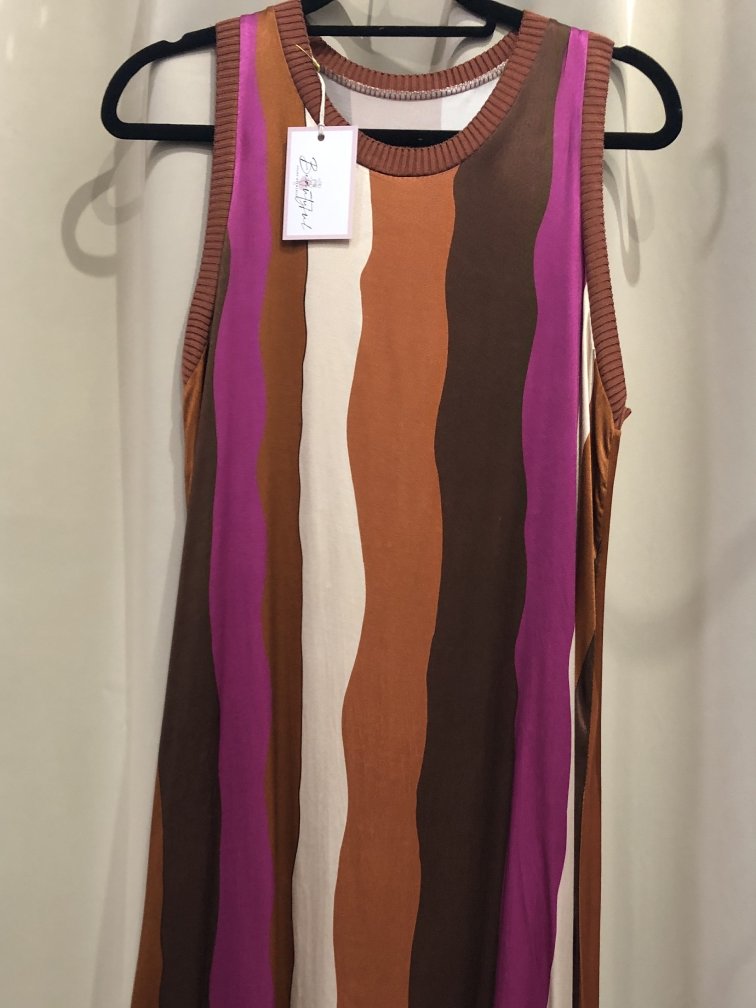 Vestido estampado de rayas. Talla unica. Precio 30E
